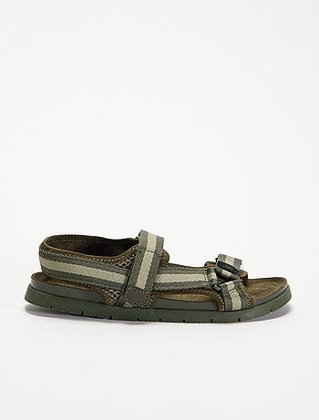 Sandalias de doble tira con velcro