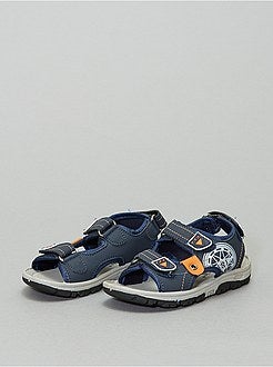 Sandalias de estilo deportivo estampadas - Kiabi