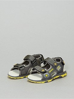 Sandalias de estilo deportivo estampadas - Kiabi