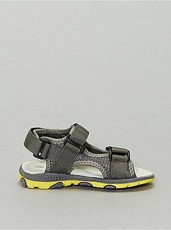 Sandalias de estilo deportivo estampadas - Kiabi