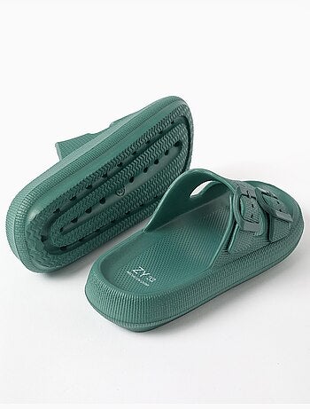 Sandalias de goma con doble hebilla