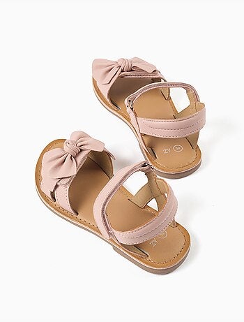 Sandalias de piel con lazo decorativo