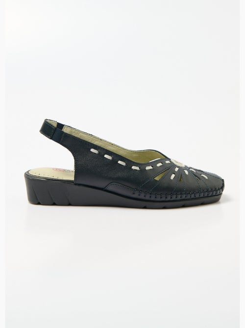 Sandalias de piel con puntera cerrada y ancho confort - Afibel - Kiabi