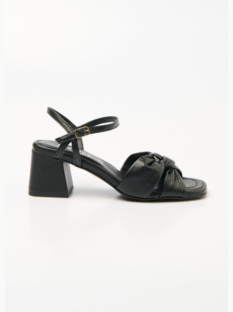 Sandalias de piel con tiras plisadas - AFIBEL Negro - Kiabi