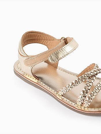 Sandalias de piel con tiras trenzadas y plantilla acolchada