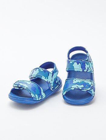 Sandalias de piscina