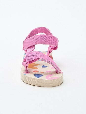 Sandalias de playa con tiras textiles