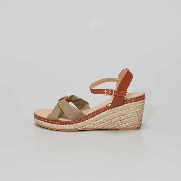 Sandalias de tela con cuña null - caqui - Kiabi - 22,00€