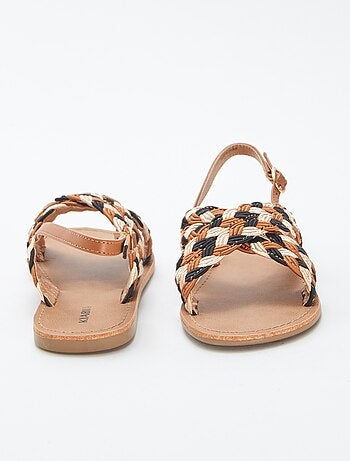 Sandalias de tiras cruzadas tricolores