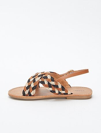 Sandalias de tiras cruzadas tricolores