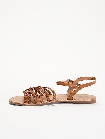 Sandalias de tiras trenzadas