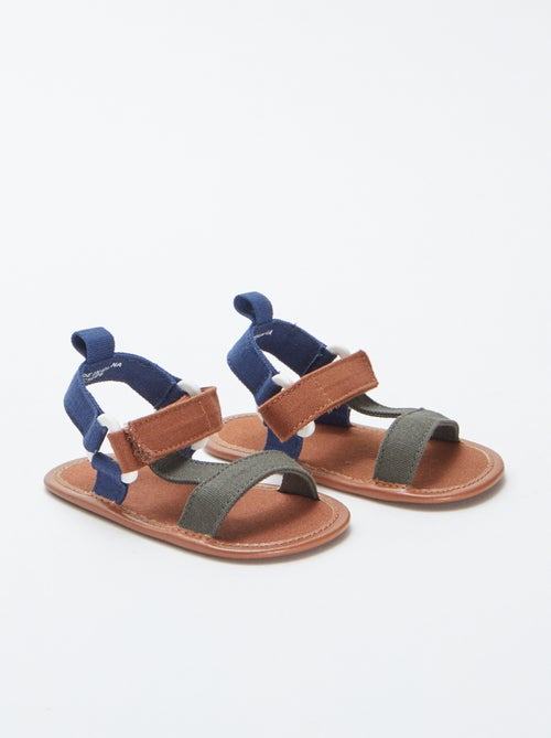 Sandalias estilo trekking multicolores - Kiabi