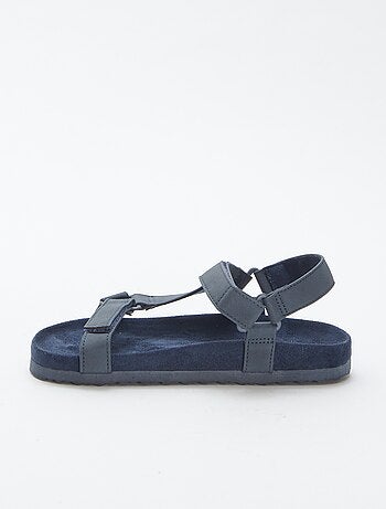 Sandalias lisas tipo trekking