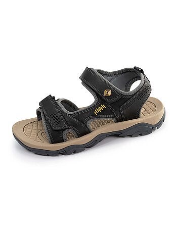 Sandalias muy cómodo y fácil de ajustar. isotoner