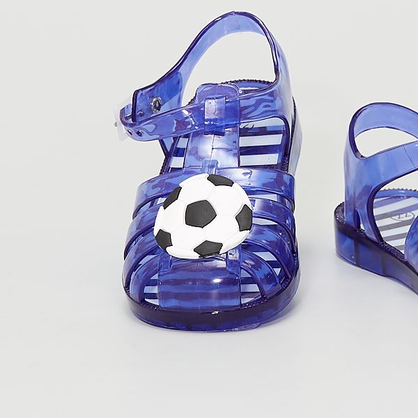 Chanclas de playa y piscina para bebés y niños ¿cuáles elegir?
