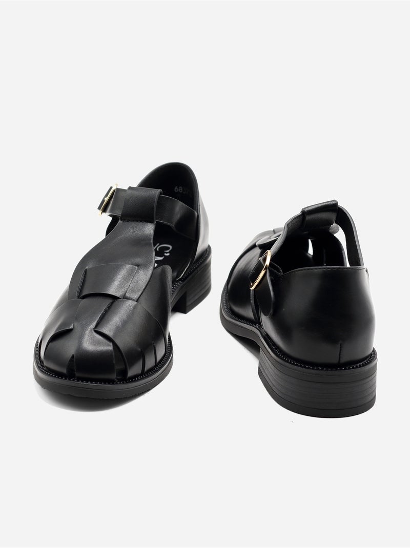 Sandalias planas cerradas Negro - Kiabi