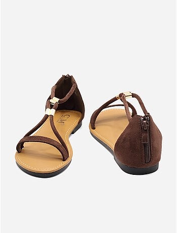 Sandalias planas con cremallera