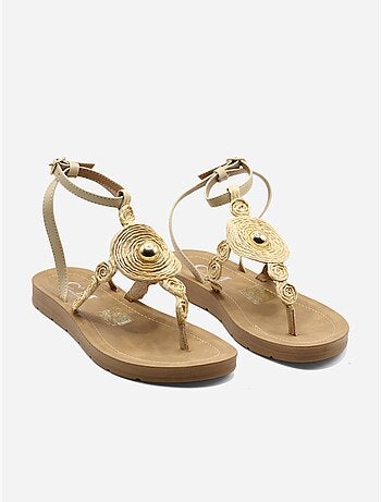 Sandalias planas con detalles de perlas