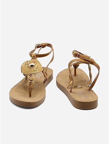 Sandalias planas con detalles de perlas