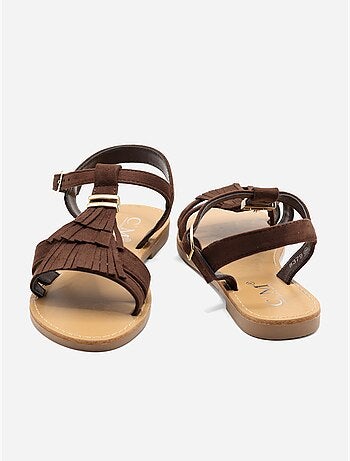 Sandalias planas con flecos