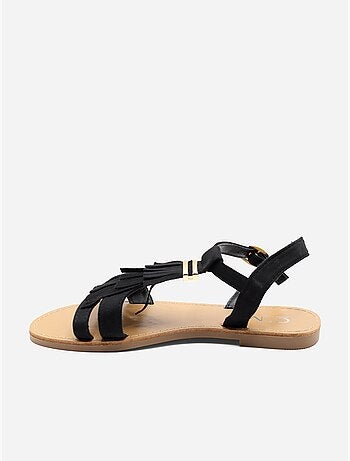 Sandalias planas con flecos