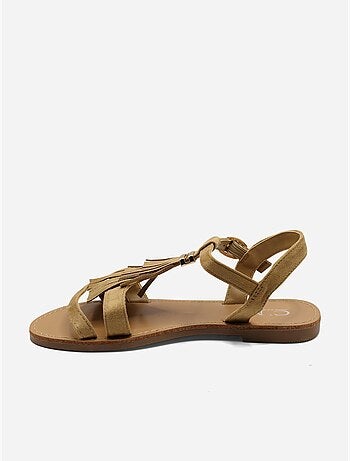Sandalias planas con flecos