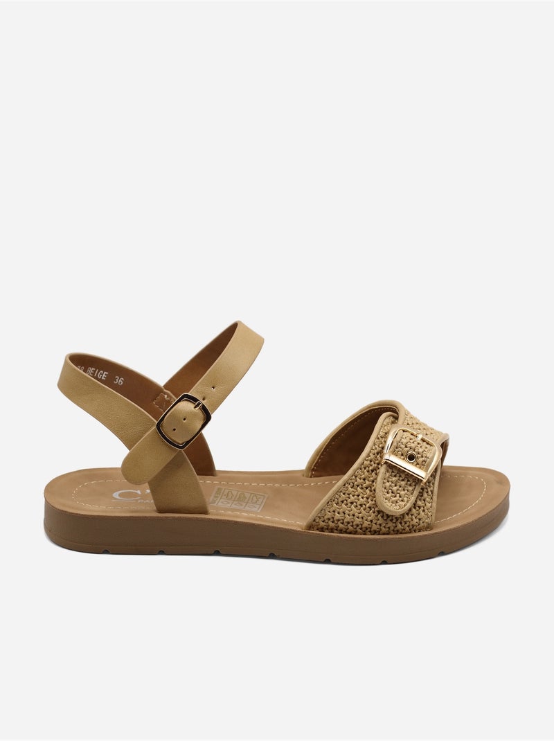 Sandalias planas con hebilla Crema - Kiabi