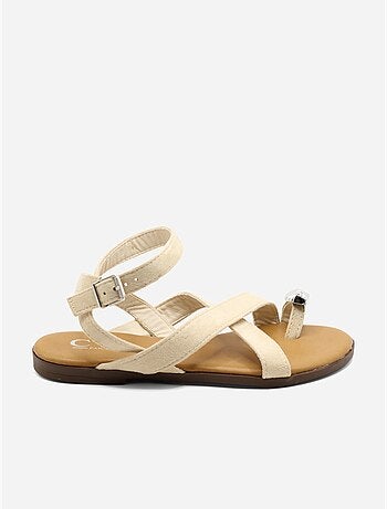 Sandalias planas con tiras cruzadas