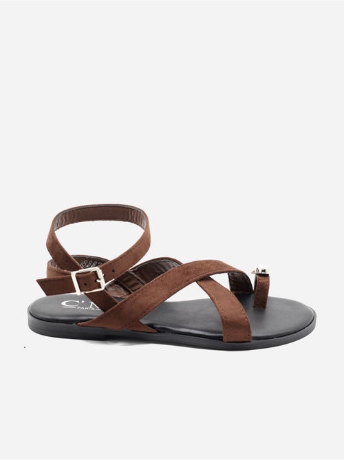 Sandalias planas con tiras cruzadas - Kiabi Sandalias planas con tiras cruzadas - Kiabi