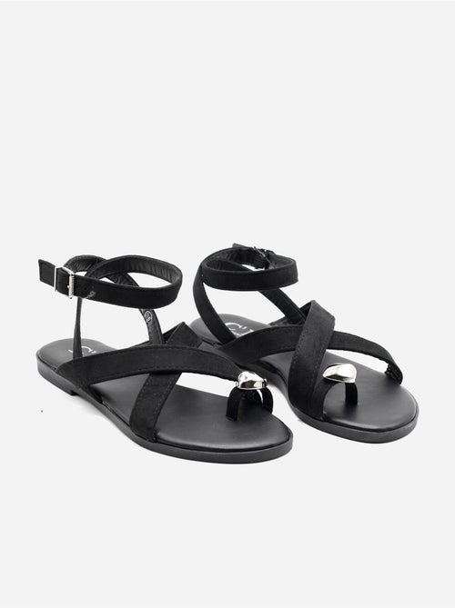 Sandalias planas con tiras cruzadas - Kiabi Sandalias planas con tiras cruzadas - Kiabi