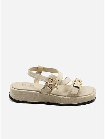 Sandalias planas con tiras y hebilla