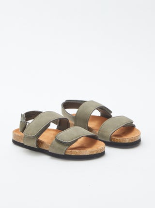 Sandalias planas con velcros