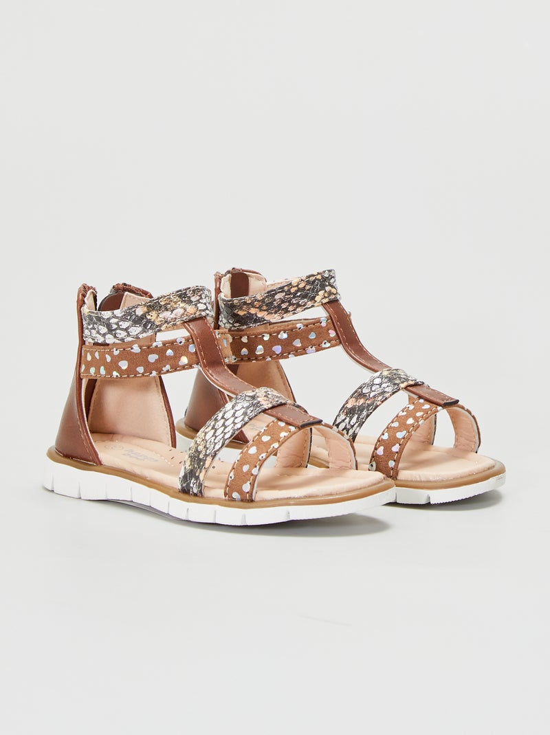 Sandalias planas de tiras castaño - Kiabi
