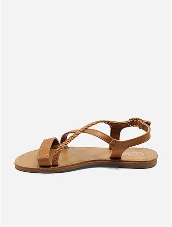 Sandalias planas trenzadas