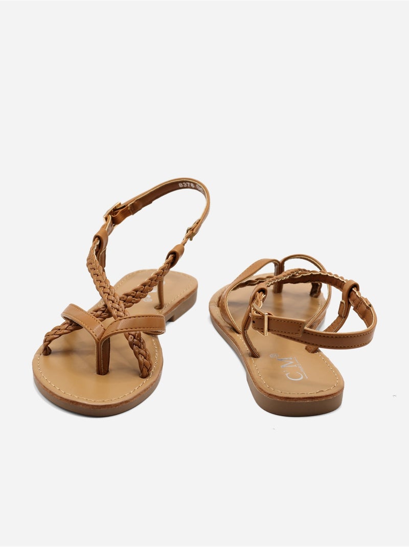 Sandalias planas trenzadas Camel - Kiabi