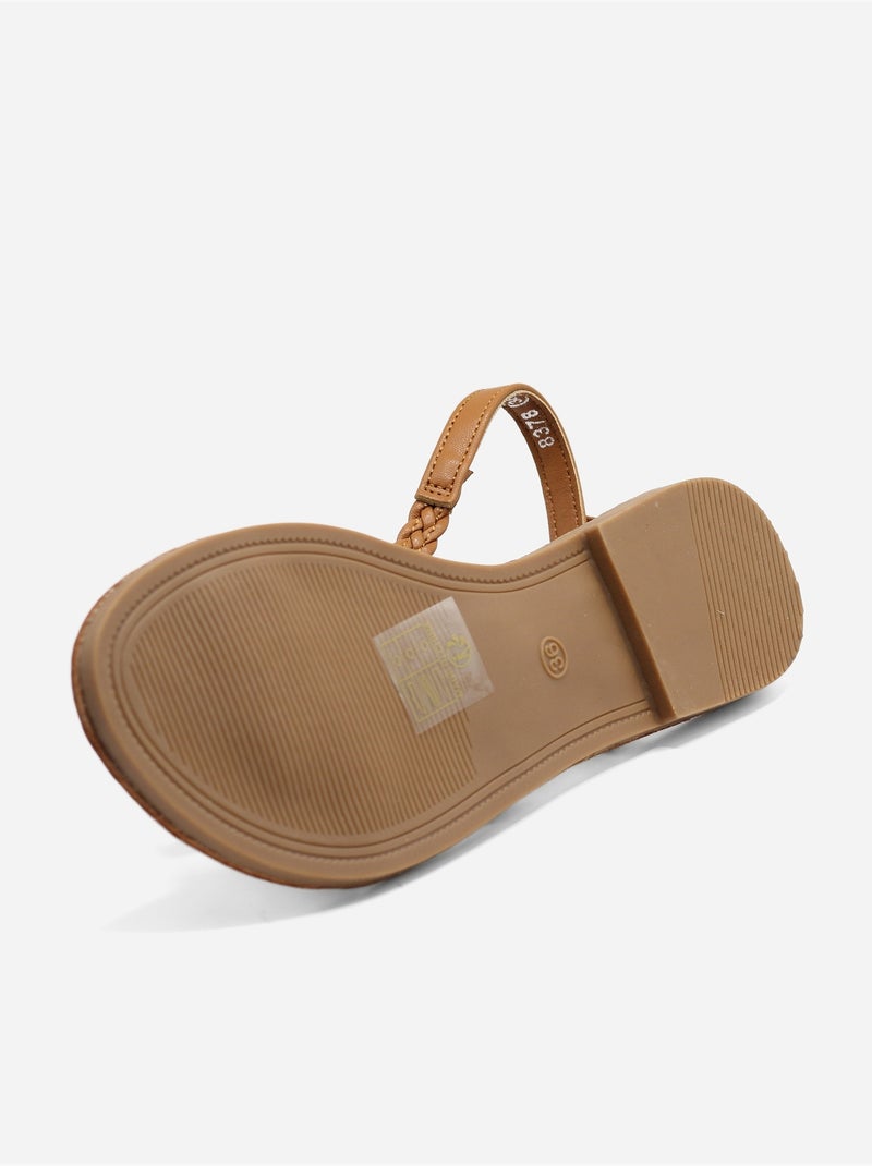 Sandalias planas trenzadas Camel - Kiabi
