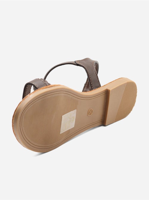 Sandalias planas trenzadas - Kiabi Sandalias planas trenzadas - Kiabi