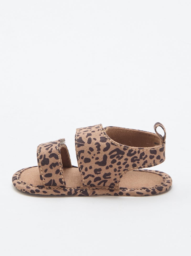 Sandalias suaves con 2 tiras Marron - Kiabi