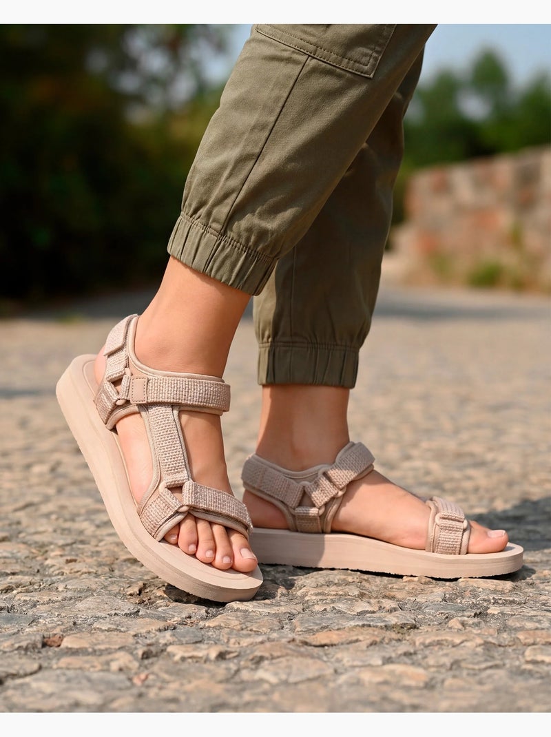 Sandalias Suela cómoda y ligera de 3,5 cm, Sandalias para playa, piscina, senderismo  Isotoner Beige - Kiabi