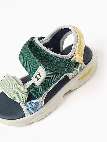 Sandalias Superlight con tiras autoadherentes