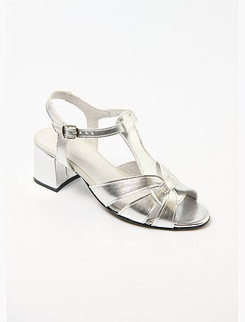 Sandalias tacón ancho confort tiras cruzadas