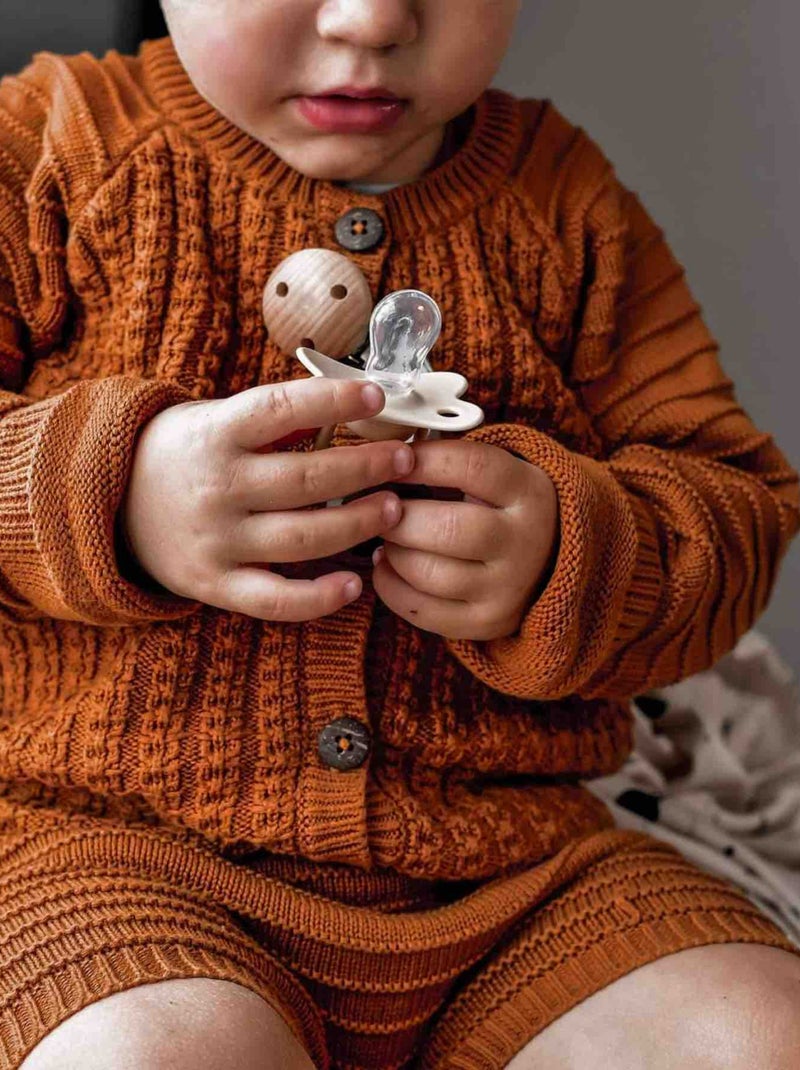 Set de 2 chupetes anatómicos de silicona 0-6m | Filibabba Marrón - Kiabi