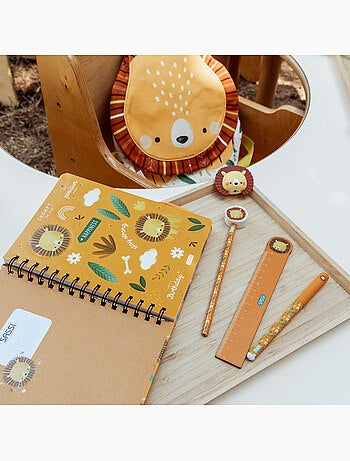 Set de papelería infantil con lápiz, regla y sacapuntas | sassi junior