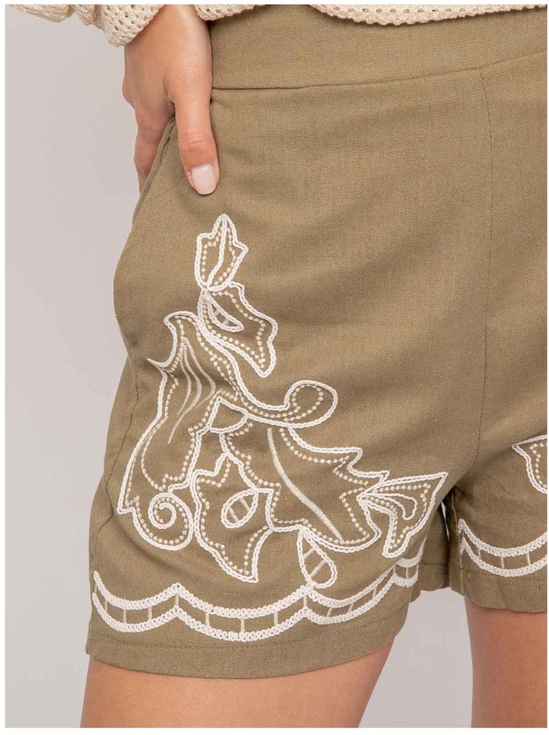 Short bordado XACOURE Caqui - Kiabi