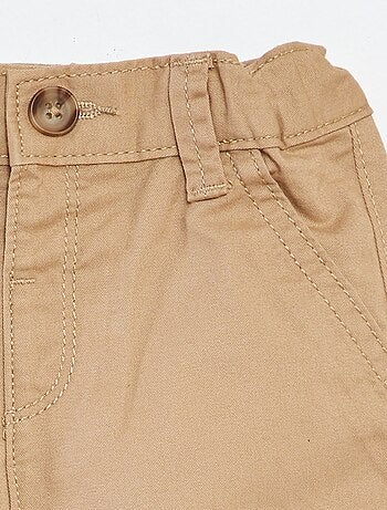 Short chino