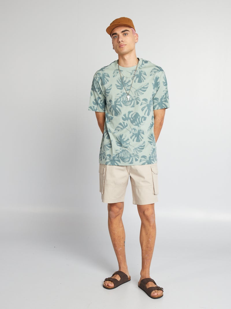 Short chino con bolsillos en los laterales GRIS - Kiabi