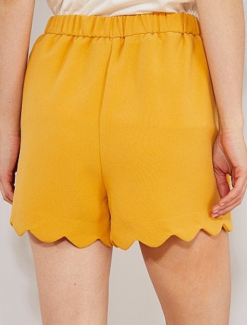 Short con acabado festoneado - Kiabi