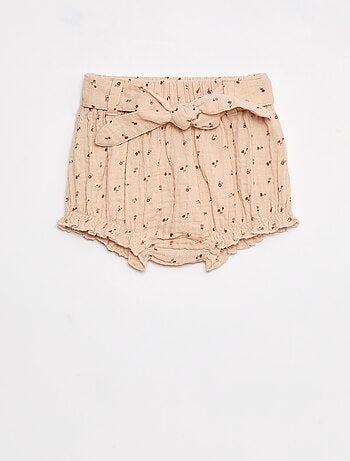 Short con cintura elástica y cinturón anudable