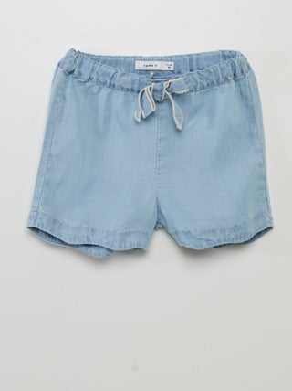 Short con lazo de fantasía