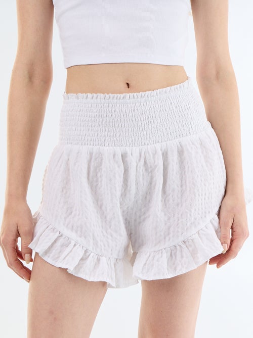 Short con volantes de punto en relieve - Kiabi